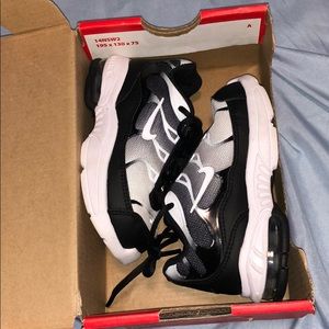 Air max plus 6c black & white